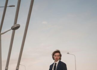 Unique Group Experiences In The City: Discover Hidden Gems Together