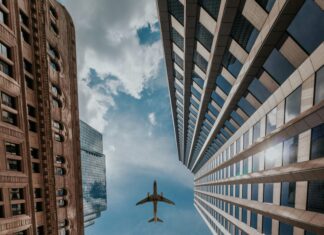 Plane Tickets From Boston To New York: How To Find The Best Deals