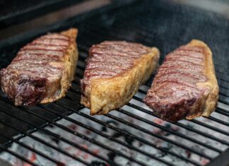 New York Strip Vs Ribeye: Which Steak Reigns Supreme?