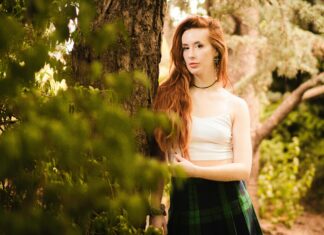 Where To Catch Outdoor Movies In NYC This Summer: Ultimate Guide