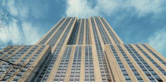 8 Spruce St New York NY: Discover The Stunning Architectural Marvel!