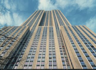 8 Spruce St New York NY: Discover The Stunning Architectural Marvel!