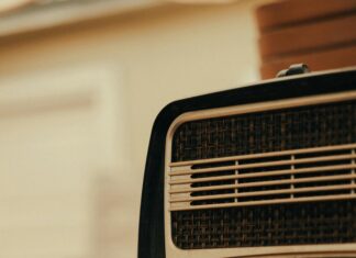 710 AM New York Radio Live: Discover What Everyone Is Tuning Into