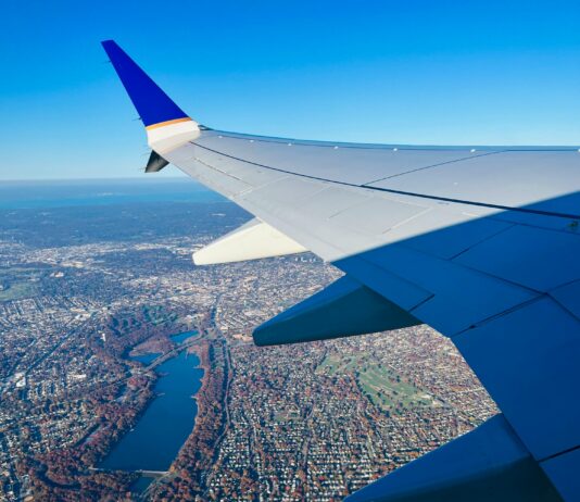 Plane Tickets From Houston To New York: Secrets To Finding The Best Deals Home