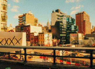 NYC’s Best Street Art Locations: Explore Vibrant Urban Masterpieces