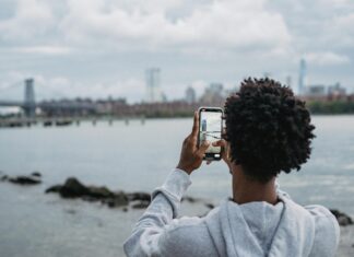 Where To Take The Perfect Skyline Photo In NYC: Insider Tips Revealed