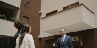 The Ultimate Pizza Tour Of New York City: Discover Hidden Gems