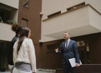 The Ultimate Pizza Tour Of New York City: Discover Hidden Gems