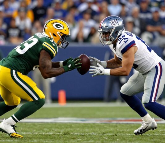 Packers Face Giants in High-Stakes NFC Showdown Home